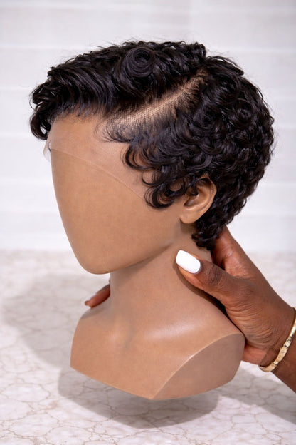 ELPHY | PIXIE CUT
